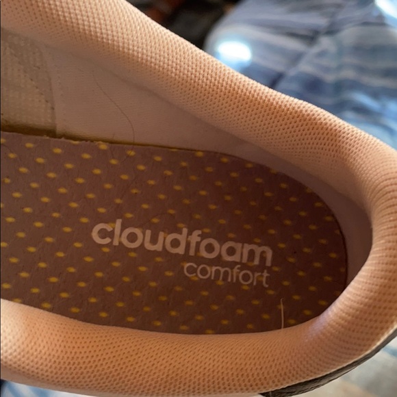 Adidas shoes - Picture 6 of 8